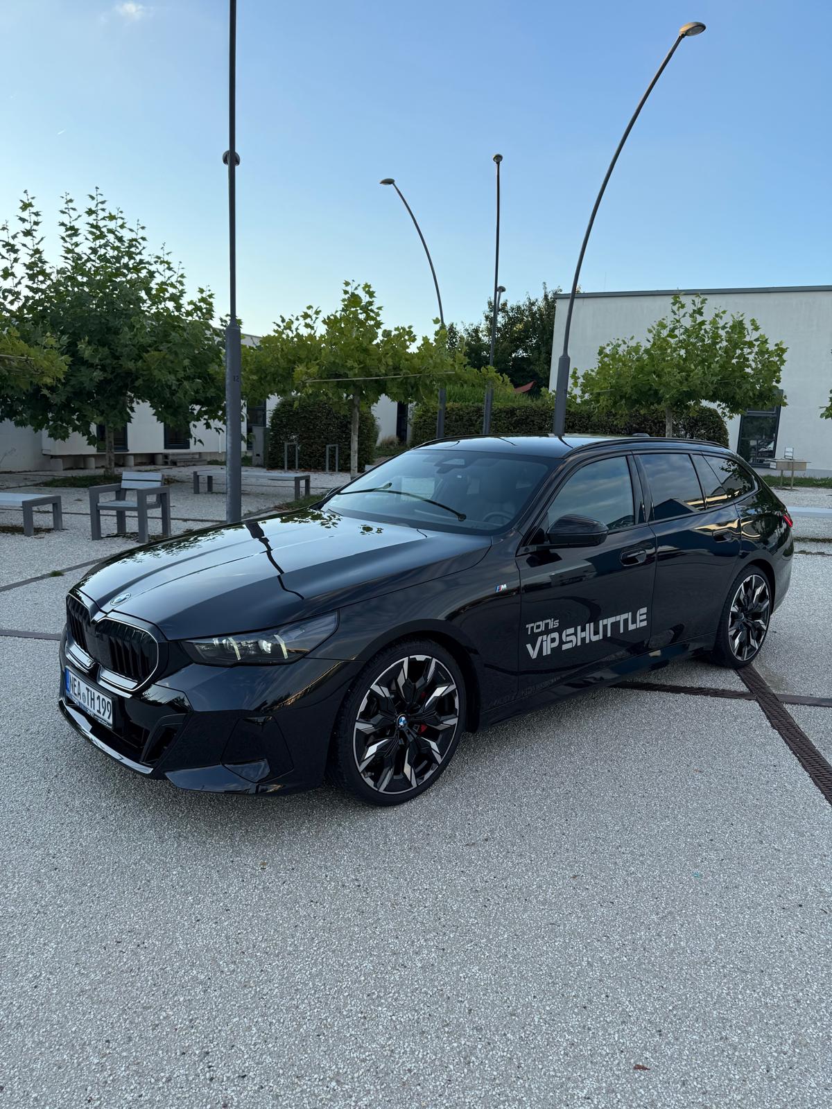 Taxi Toni VIP Shuttle an der Therme Bad Windsheim